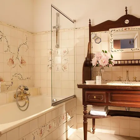 D'angleterre Hotell 4*