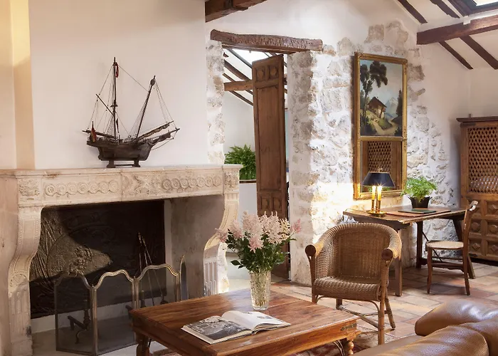 ダングラテール 4* パリ