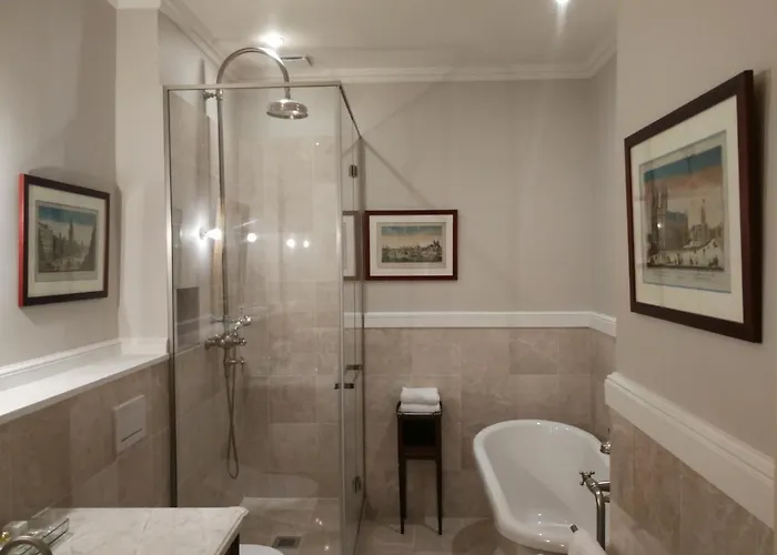 ホテル ダングラテール 4*